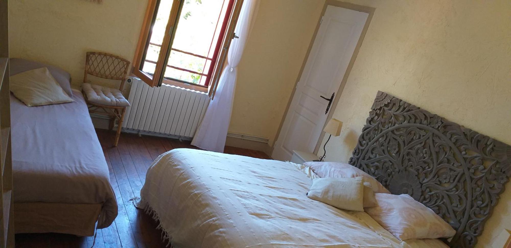 La Maison Du Bonheur Anlhiac Esterno foto
